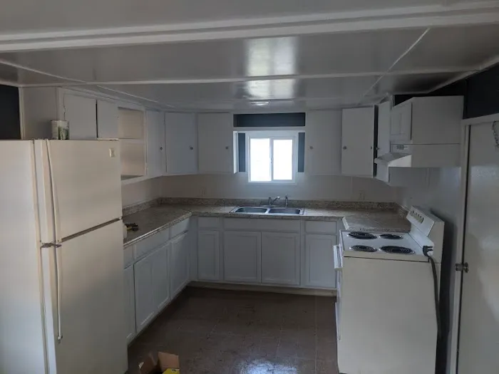 Gulf Breeze Mobile Home Park Picture 9