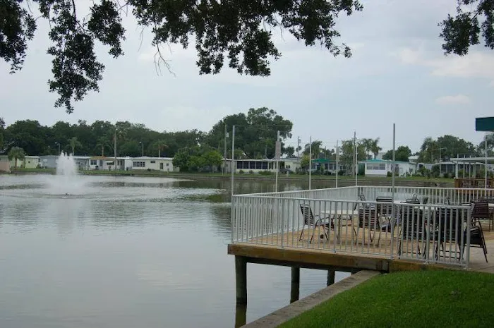 Teakwood Village Picture 3