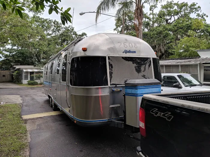 West Bay Oaks Mobile Home & RV Park Picture 7