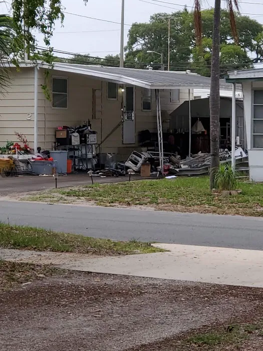 Southern Skies Manor Mobile Home Park Picture 2