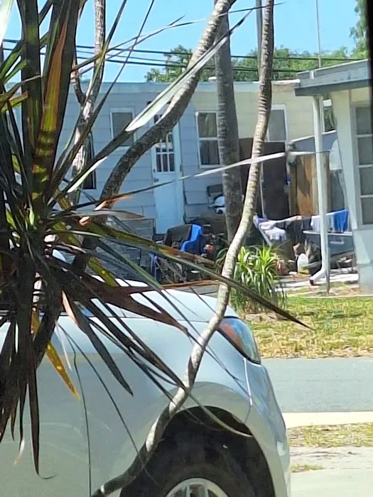 Southern Skies Manor Mobile Home Park Picture 3