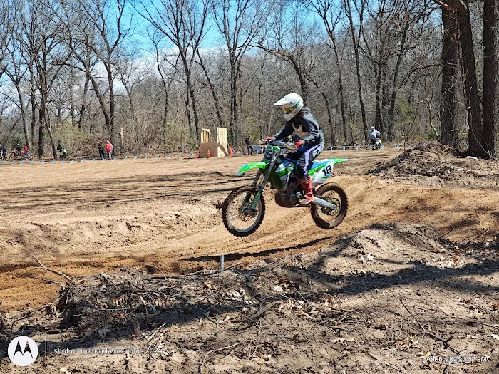 Sandy Oaks Picture 2