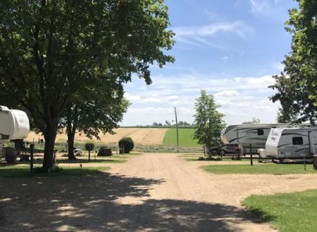 Rustic Barn Campground & RV Park