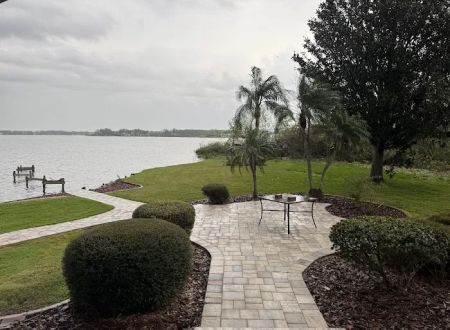 Lakeside Hills Estates