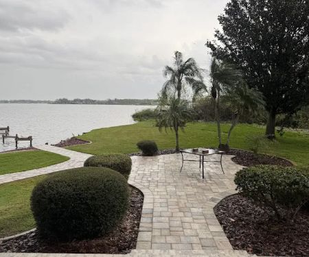Lakeside Hills Estates