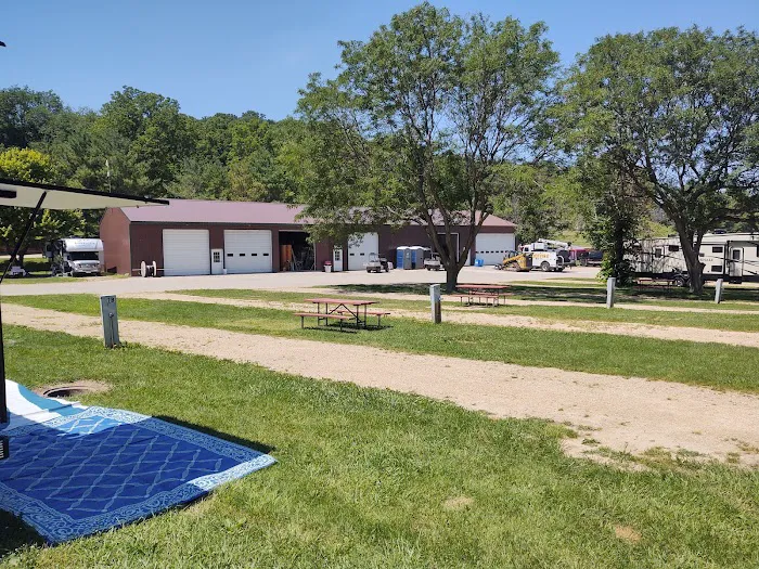 Crystal Lake Campground and RV Park Picture 10