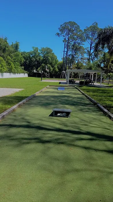 May Grove Mobile Home Park Picture 6