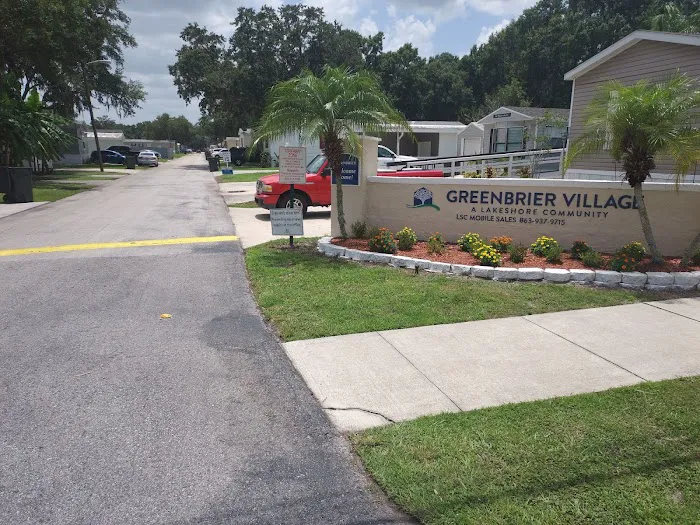 Greenbrier Village Picture 5