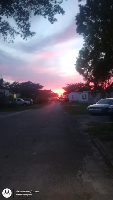 Sun Manor Mobile home park Picture 1