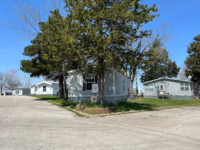 Oakwood Village mobile home community By Homecrafters Picture 5