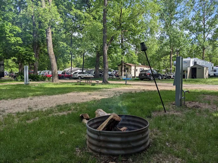 Sleepy Dragon Campground Picture 6