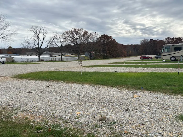 Destination Outdoors RV Park Picture 3