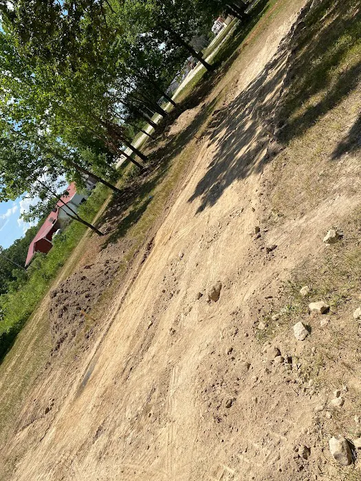 Sunshine Road Year Round RV Park Picture 9