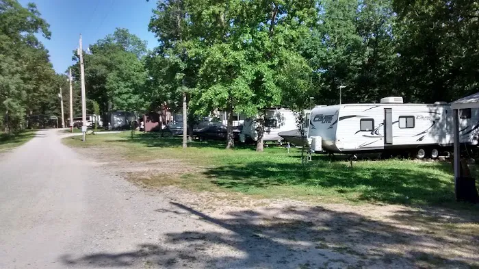 Truman Lake Resort RV Park Picture 2