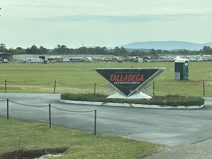 Talladega Infield Orange Campground Picture 6