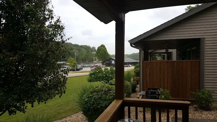 Papa Chubby's Lakeside Resort Picture 6