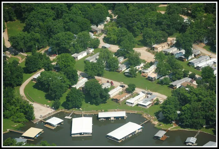 Timberlake Village Mobile Home Picture 3