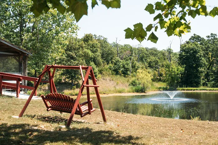 Arrowhead Point RV Park, Cabins & Campground Picture 8