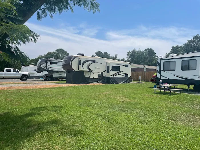Timberview RV Park Picture 3