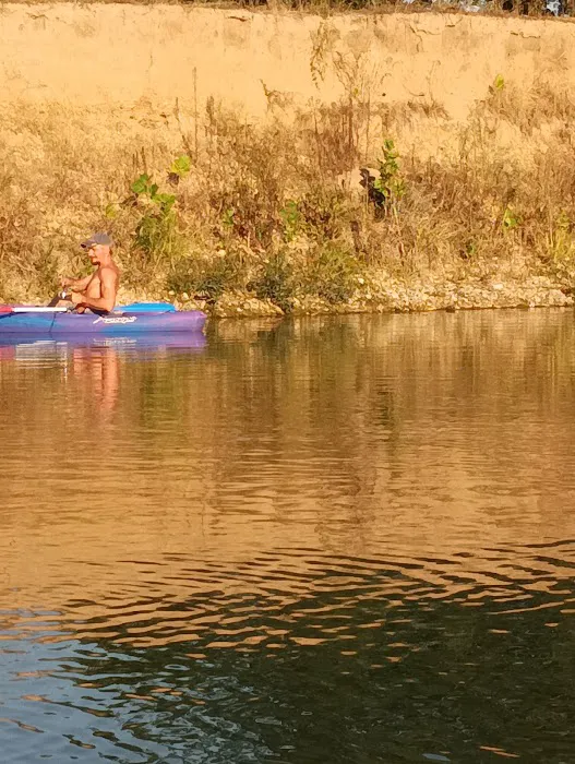 Rivercane Resort Picture 8