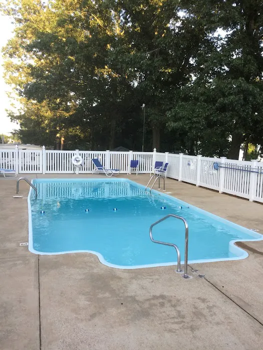 Riverview RV Resort Picture 1