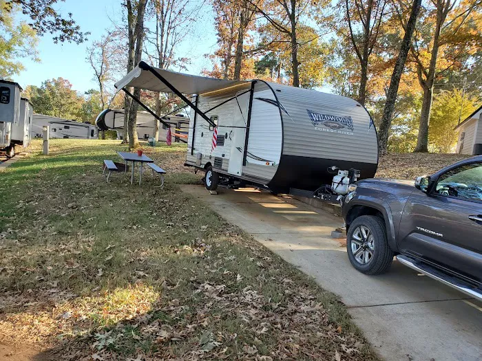 Riverview RV Resort Picture 10