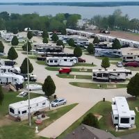 Monkey Island RV Resort and Cabins ico