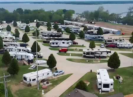 Monkey Island RV Resort and Cabins