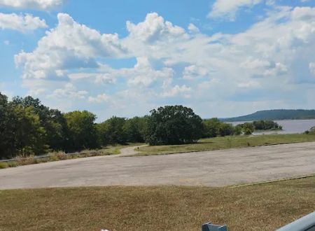 Wister Lake Cabins & RV Park