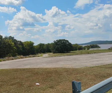 Wister Lake Cabins & RV Park