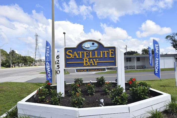 Satellite Bay Manufactured Home Community Picture 1