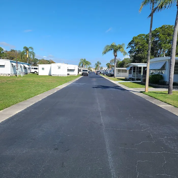 Blue Horizon Mobile Home Park Picture 4