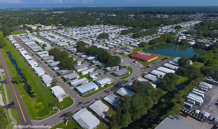 La Plaza Mobile Home Park Picture 8