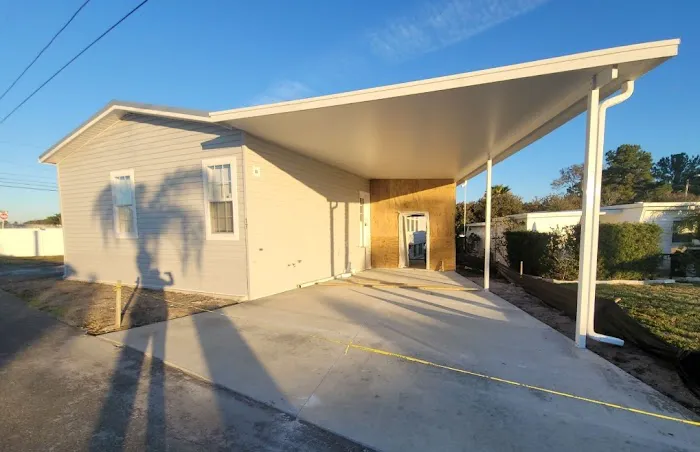 Town & Country Mobile Home Park Picture 6