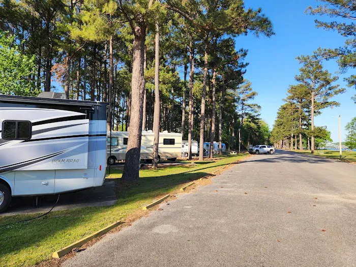 McFarland Park Campground Picture 8