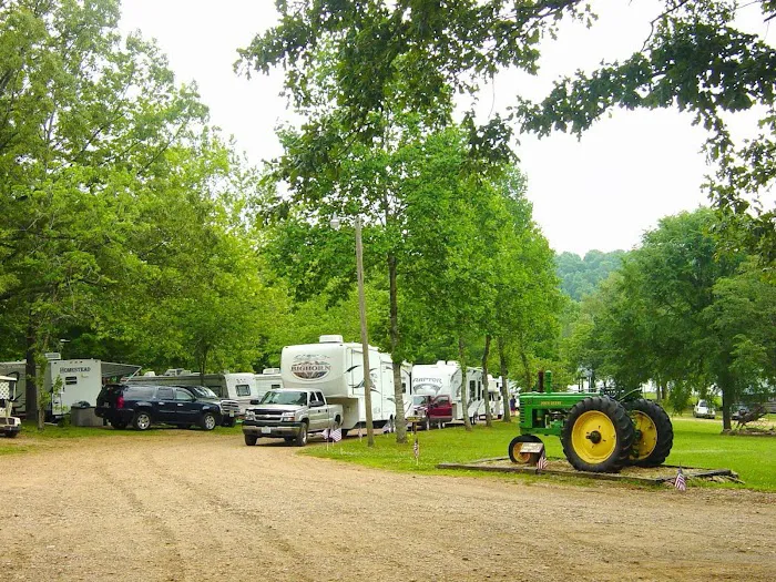 Whippoorwill Lake Family Campground Picture 4