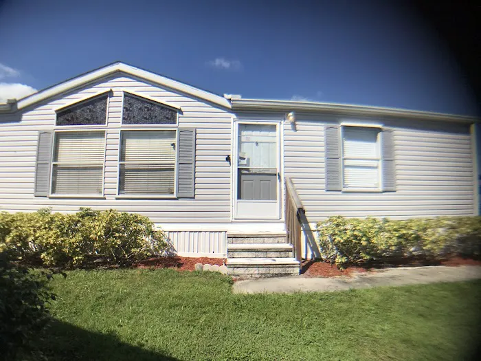 Kings Manor Estates Picture 3
