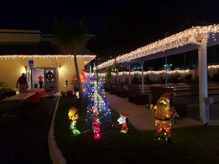 Yankee Traveler RV Park Picture 4