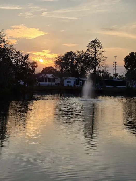 Highland Village Mobile Home Park Picture 9