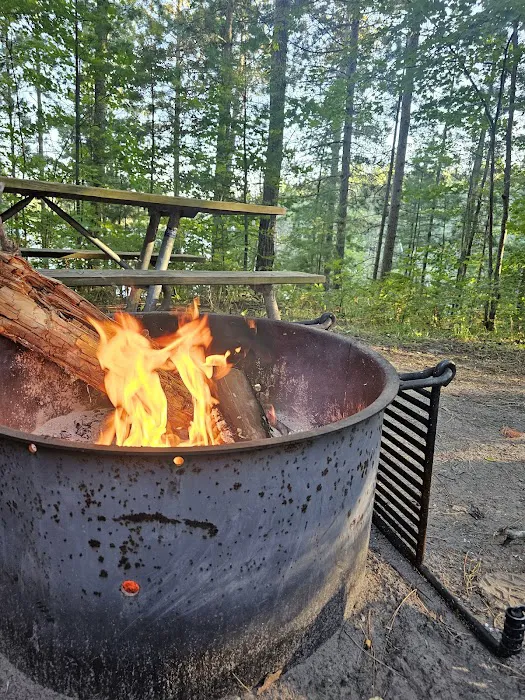 Island Lake Campground Picture 7