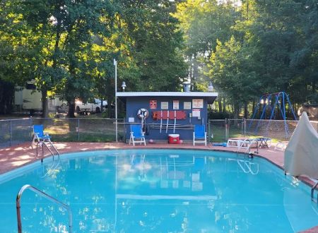 Munising / Pictured Rocks KOA Journey