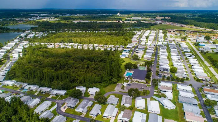 Lake Pointe Village Picture 6
