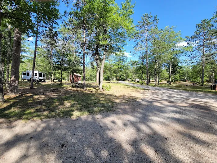 Vagabond Resort & Campground Picture 6