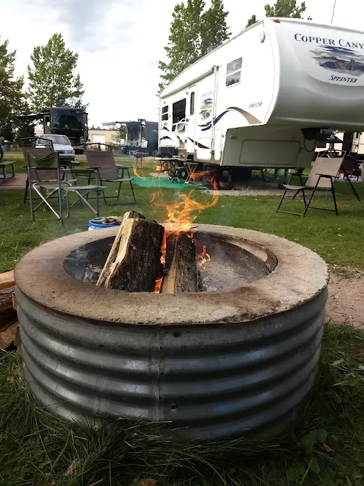 Gladstone Bay Campground Picture 10