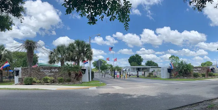 Hickory Hills Manor Mobile Home Community Picture 3