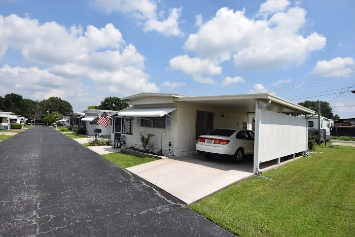 El Camba Manufactured Home Community Picture 3