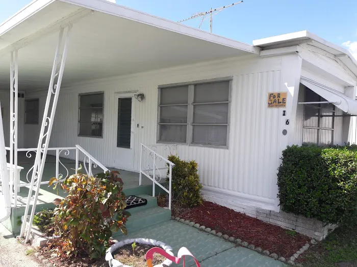 Woodall's Mobile Home Village Picture 5