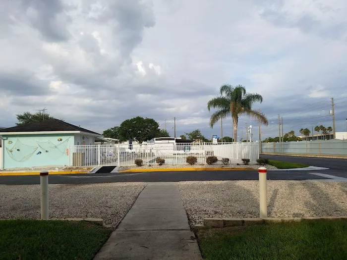 Woodall's Mobile Home Village Picture 3