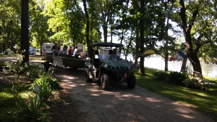 Hidden River Campgrounds Picture 5