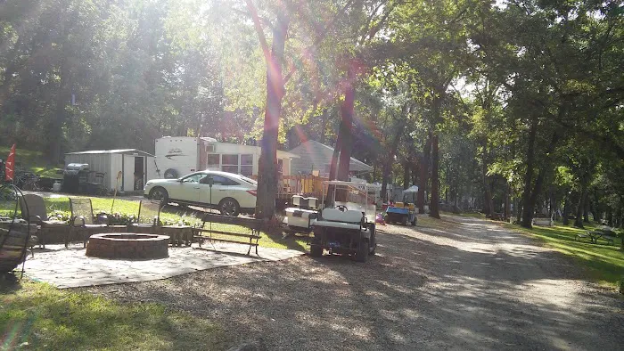 Hidden River Campgrounds Picture 7